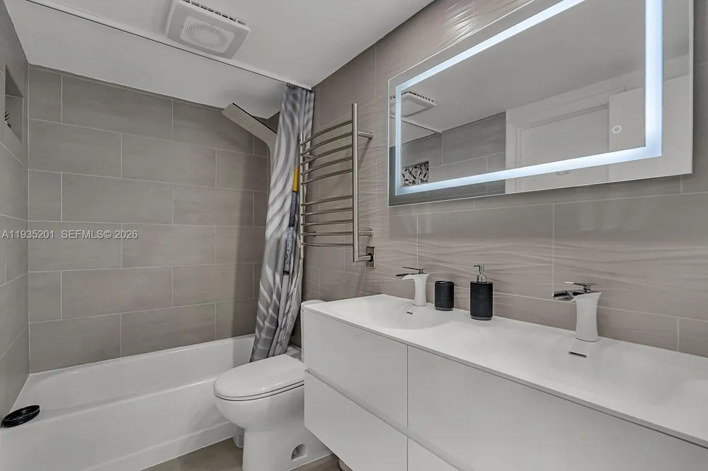 798 Crandon Blvd #16-C Key Biscayne, FL 33149