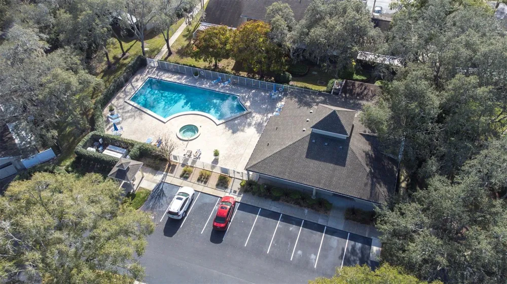 5100 BURCHETTE ROAD #4102 Tampa, FL 33647