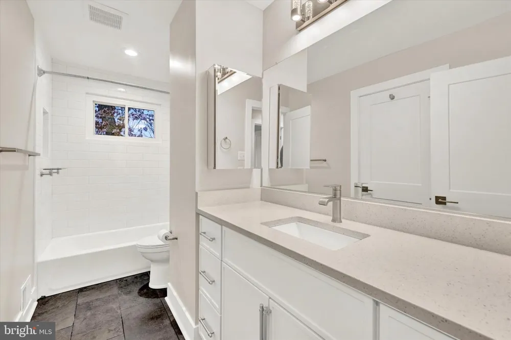 9603 BEACHWOOD AVENUE Lanham, MD 20706
