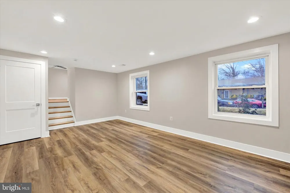 9603 BEACHWOOD AVENUE Lanham, MD 20706