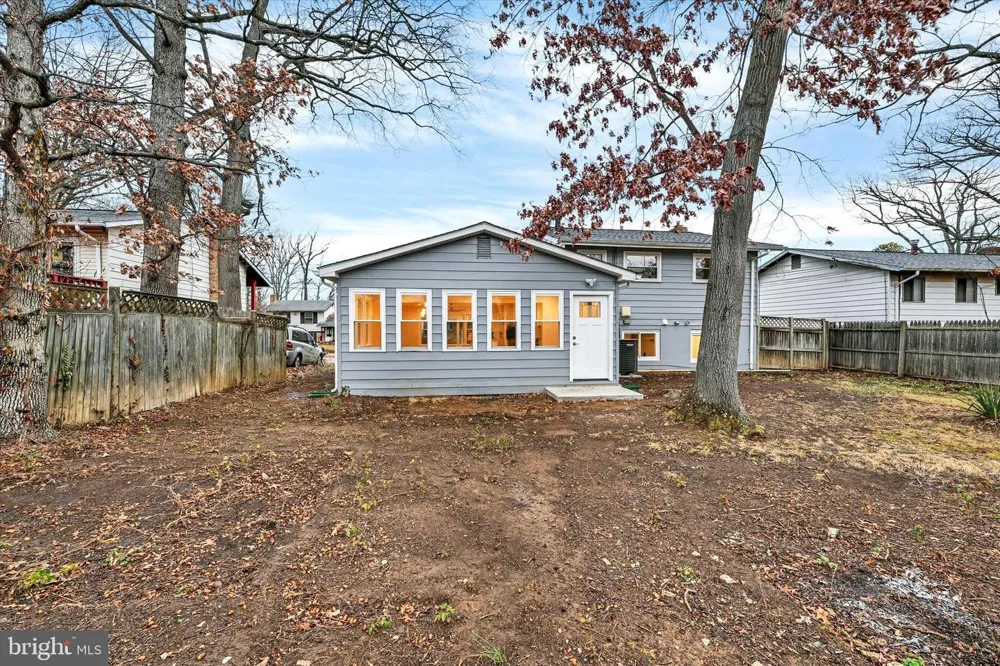 9603 BEACHWOOD AVENUE Lanham, MD 20706
