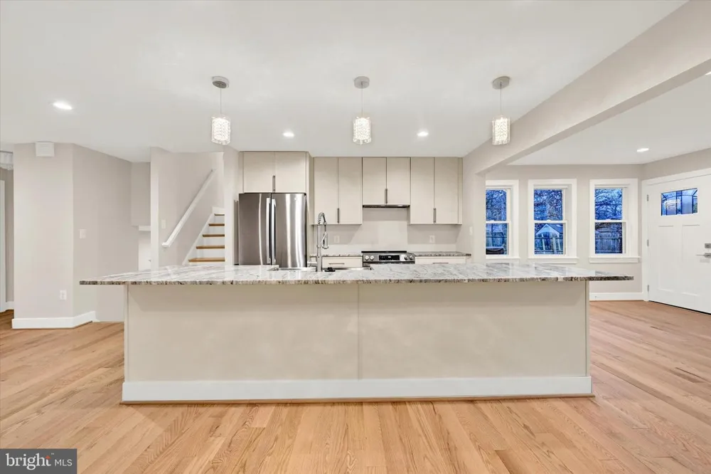 9603 BEACHWOOD AVENUE Lanham, MD 20706