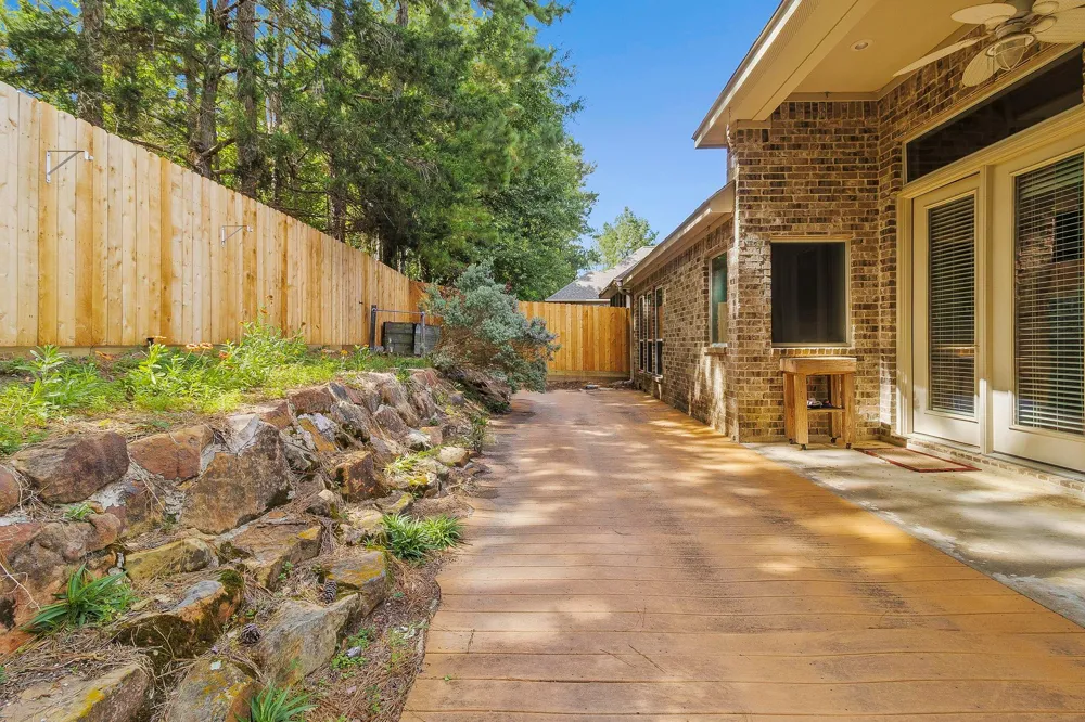 106 Sunshine Lane Livingston, TX 77351