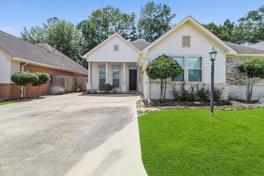 106 Sunshine Lane Livingston, TX 77351