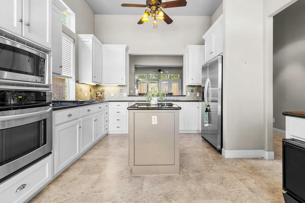 106 Sunshine Lane Livingston, TX 77351