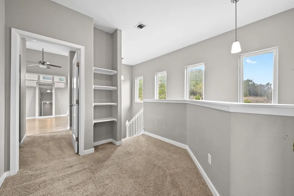 17305 Lake Wood Circle Dripping Springs, TX 78620