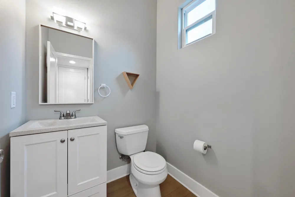 17305 Lake Wood Circle Dripping Springs, TX 78620