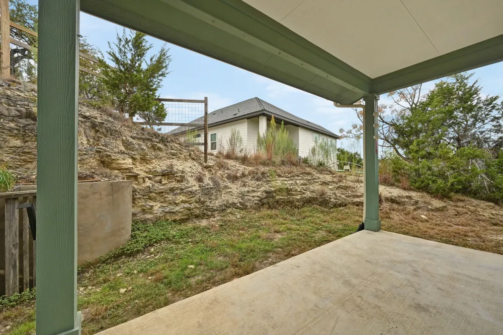 17305 Lake Wood Circle Dripping Springs, TX 78620