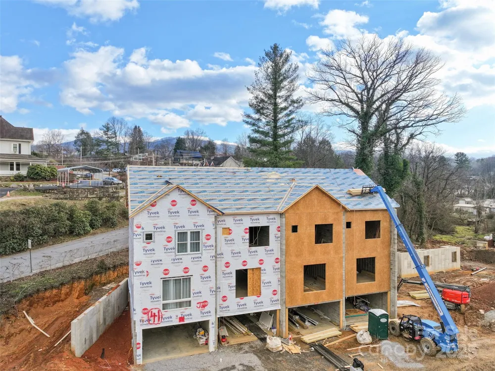 41 Richland Street Waynesville, NC 28786