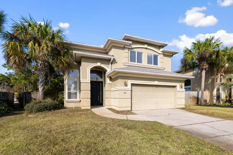 876 Solimar Way