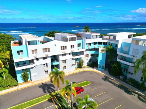St 686 COND. CHALETS DE LA PLAYA #579