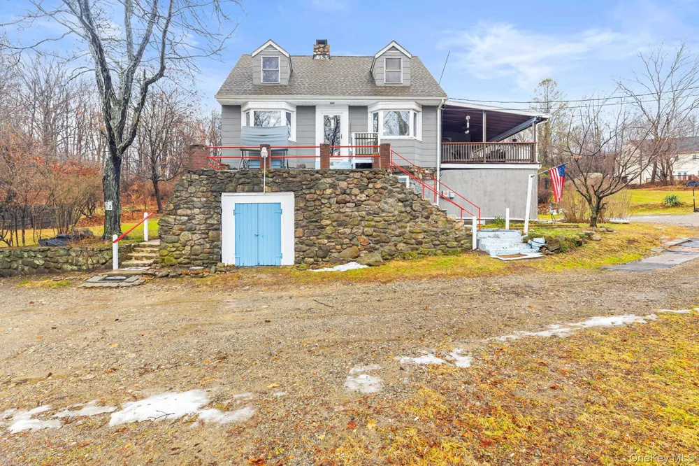 11 Cross Creek Road Cold Spring, NY 10516