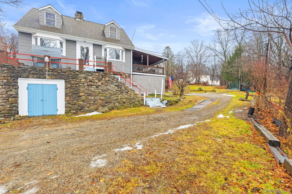 11 Cross Creek Road Cold Spring, NY 10516