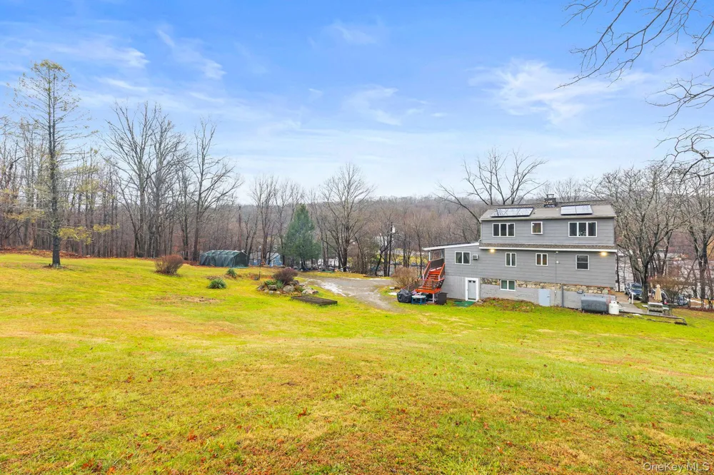 11 Cross Creek Road Cold Spring, NY 10516