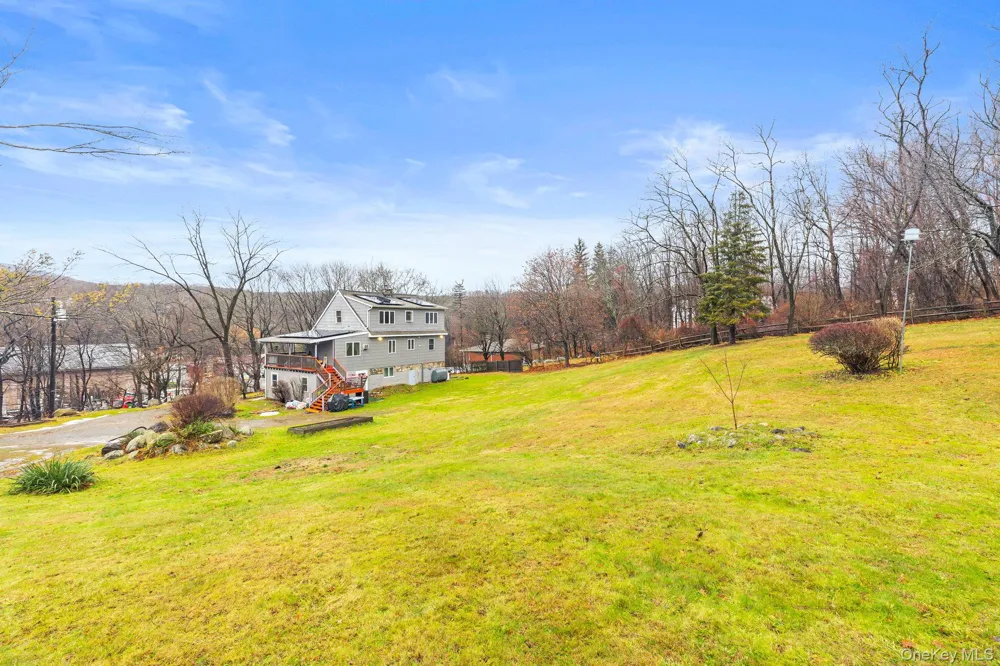 11 Cross Creek Road Cold Spring, NY 10516