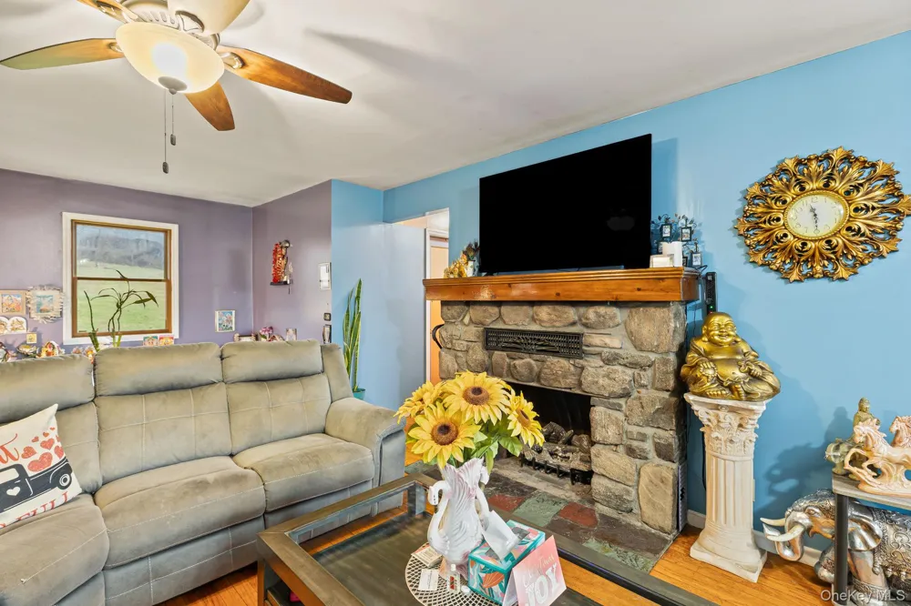 11 Cross Creek Road Cold Spring, NY 10516