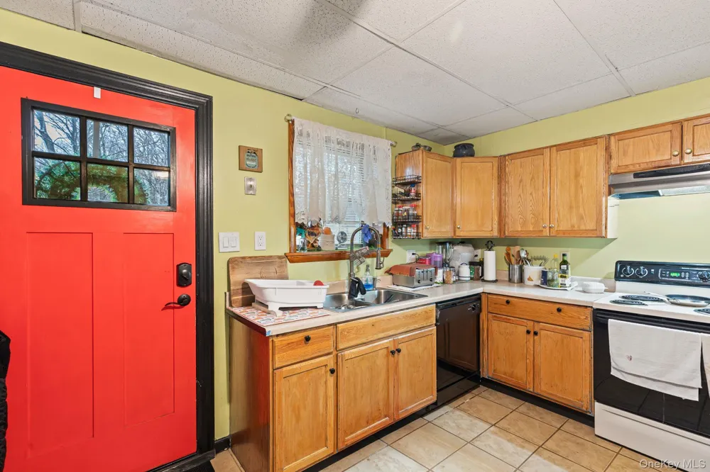 11 Cross Creek Road Cold Spring, NY 10516