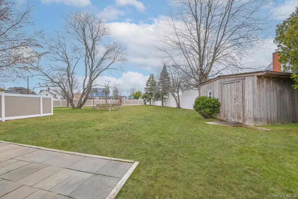 100 Morris Parkway Valley Stream, NY 11580