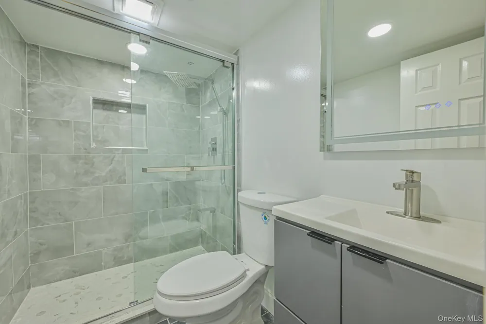 100 Morris Parkway Valley Stream, NY 11580