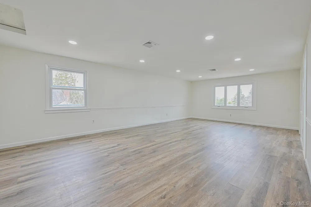 100 Morris Parkway Valley Stream, NY 11580