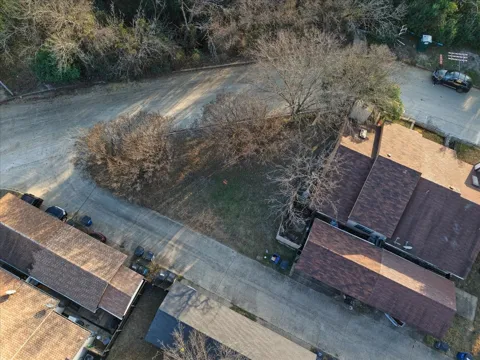 523 Post Oak Lane