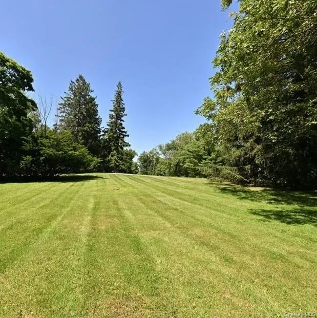 114 E Willow Tree Road Spring Valley, NY 10977