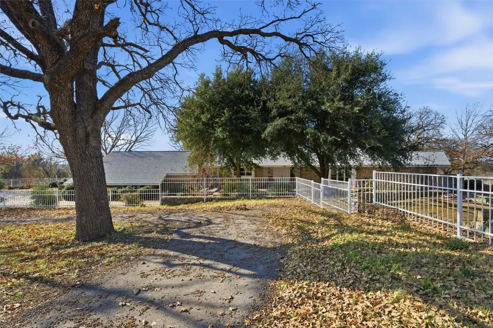 5300 Highway 2247 De Leon, TX 76444