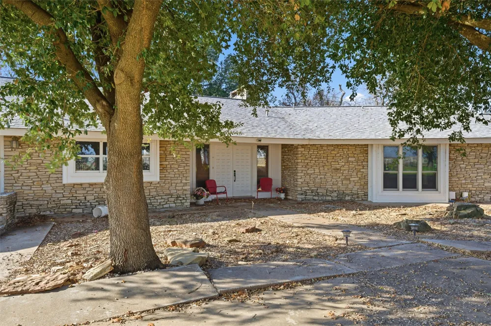 5300 Highway 2247 De Leon, TX 76444