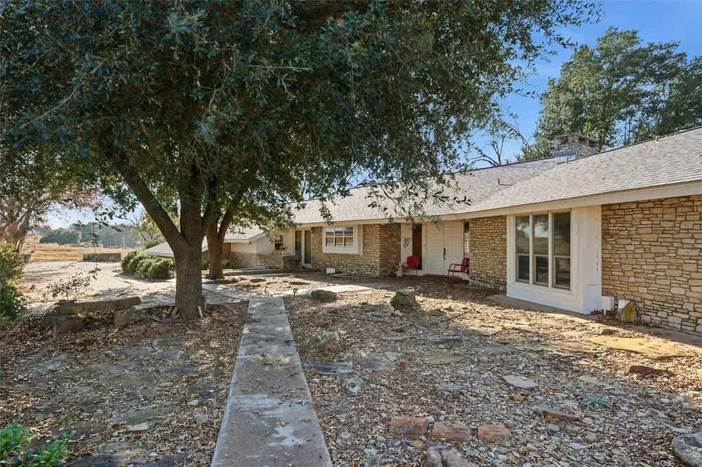 5300 Highway 2247 De Leon, TX 76444