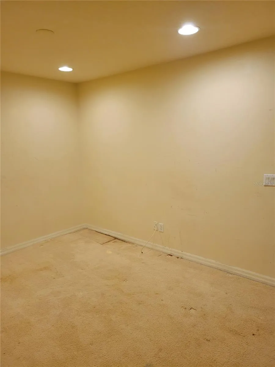 335 CAPE HARBOUR LOOP #105 Bradenton, FL 34212