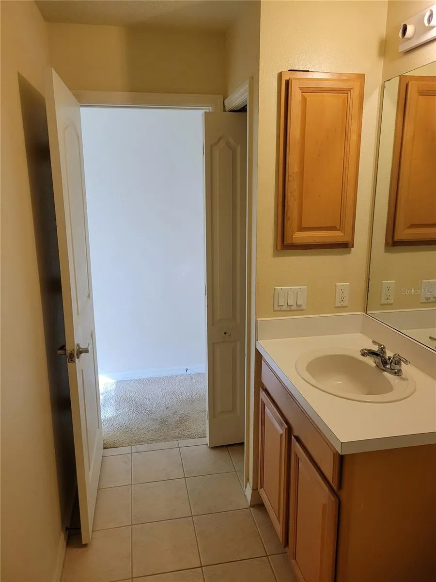 335 CAPE HARBOUR LOOP #105 Bradenton, FL 34212