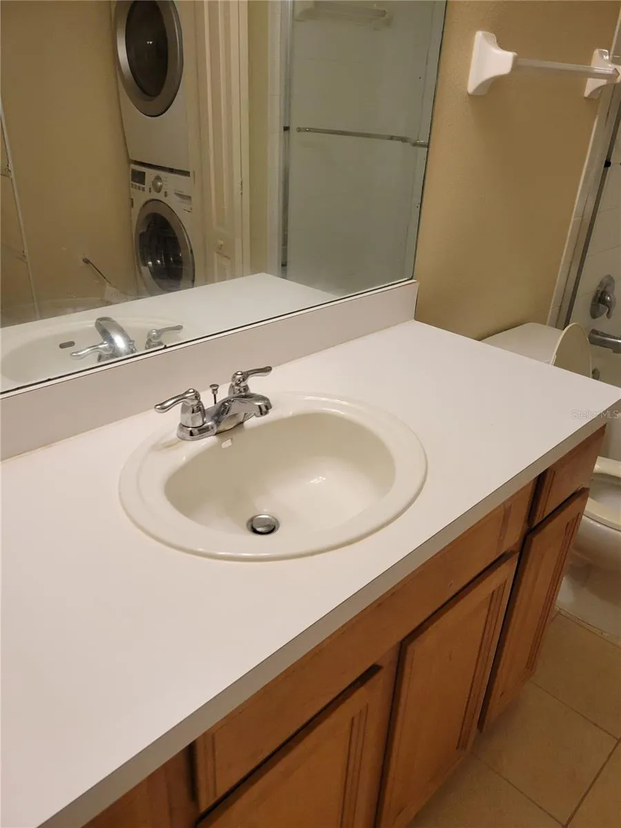 335 CAPE HARBOUR LOOP #105 Bradenton, FL 34212