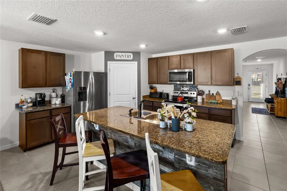 22608 NW 196TH LANE High Springs, FL 32643