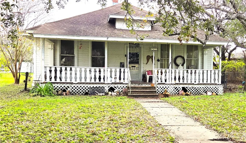 640 Fetick Avenue Taft, TX 78390