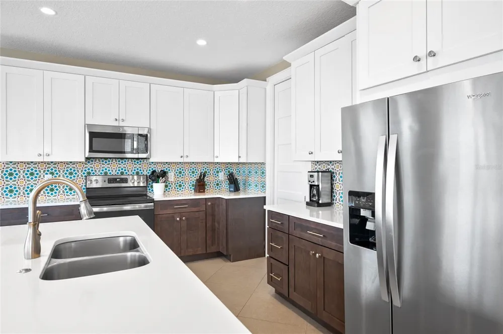 2201 AVENUE C Bradenton Beach, FL 34217