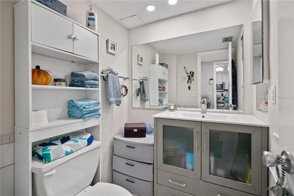2621 COVE CAY DRIVE #804 Clearwater, FL 33760