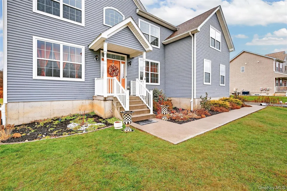 38 Highgrove Drive Washingtonville, NY 10992