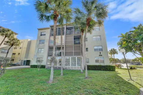 1810 SW 81st Ave #2108