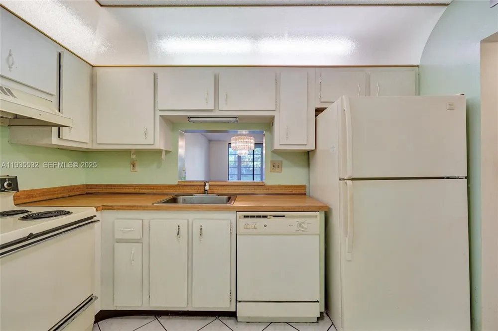 1810 SW 81st Ave #2108 North Lauderdale, FL 33068