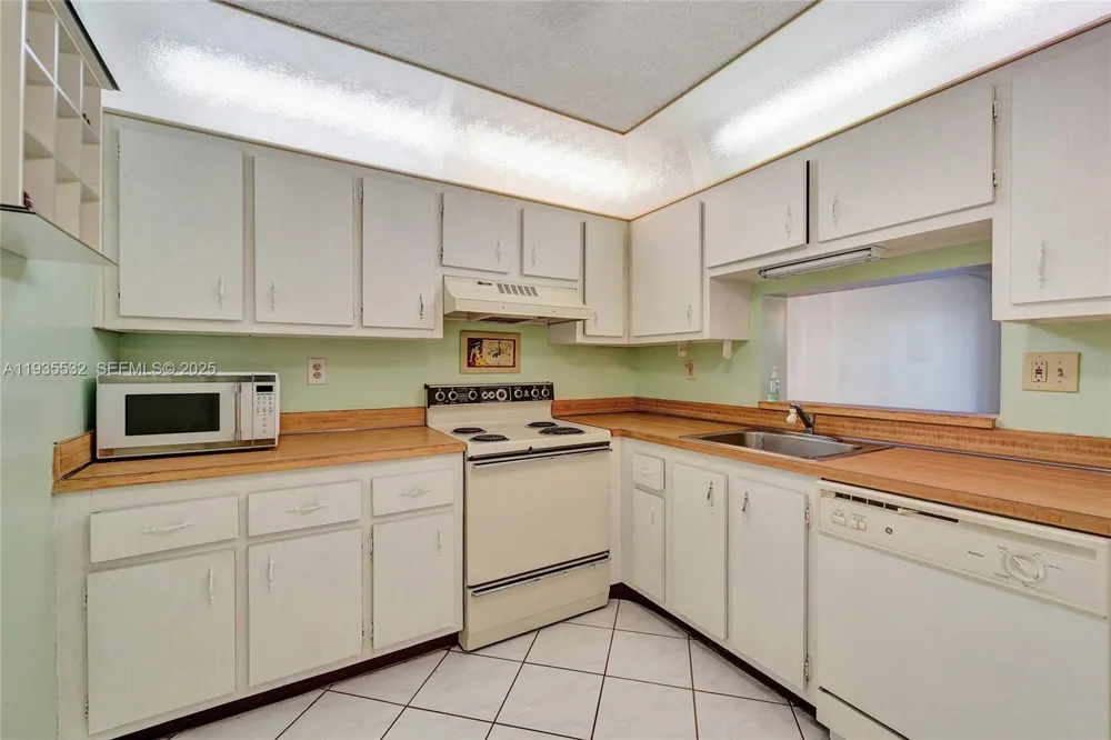 1810 SW 81st Ave #2108 North Lauderdale, FL 33068