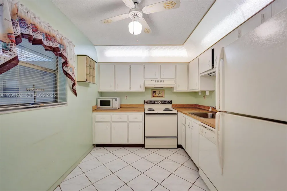 1810 SW 81st Ave #2108 North Lauderdale, FL 33068