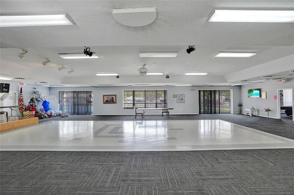 1810 SW 81st Ave #2108 North Lauderdale, FL 33068