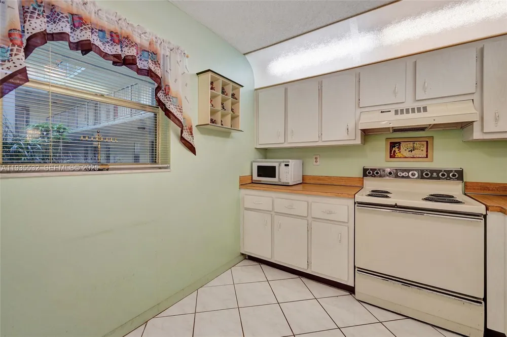 1810 SW 81st Ave #2108 North Lauderdale, FL 33068
