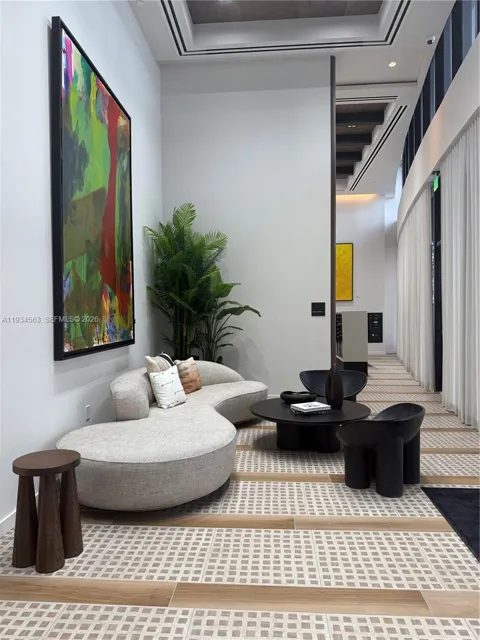 225 Miami ave #501