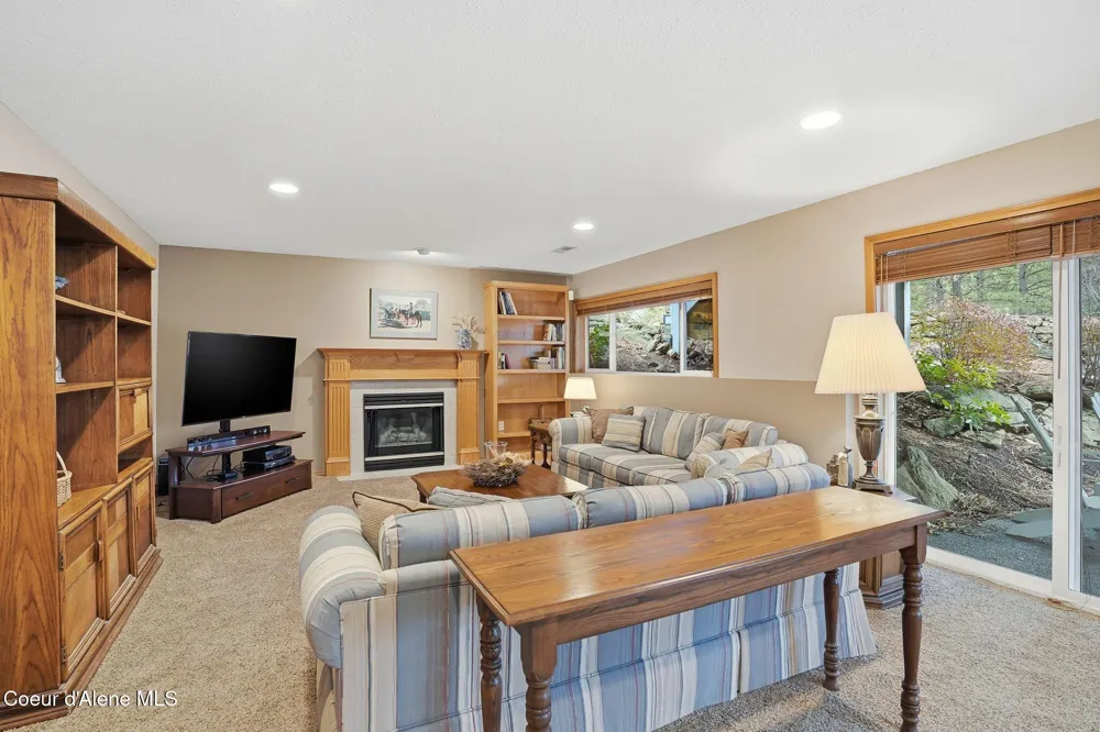 514 DUNBARTON OAKS LANE Liberty Lake, WA 99019
