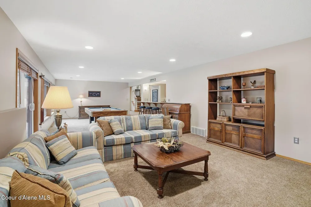 514 DUNBARTON OAKS LANE Liberty Lake, WA 99019