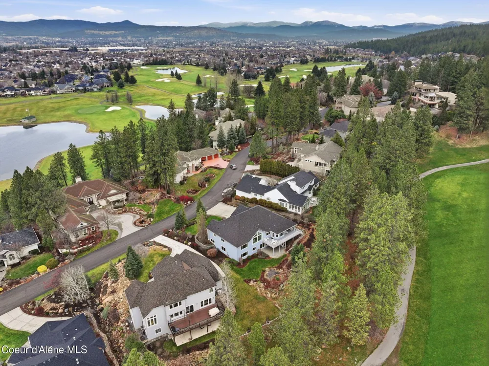 514 DUNBARTON OAKS LANE Liberty Lake, WA 99019
