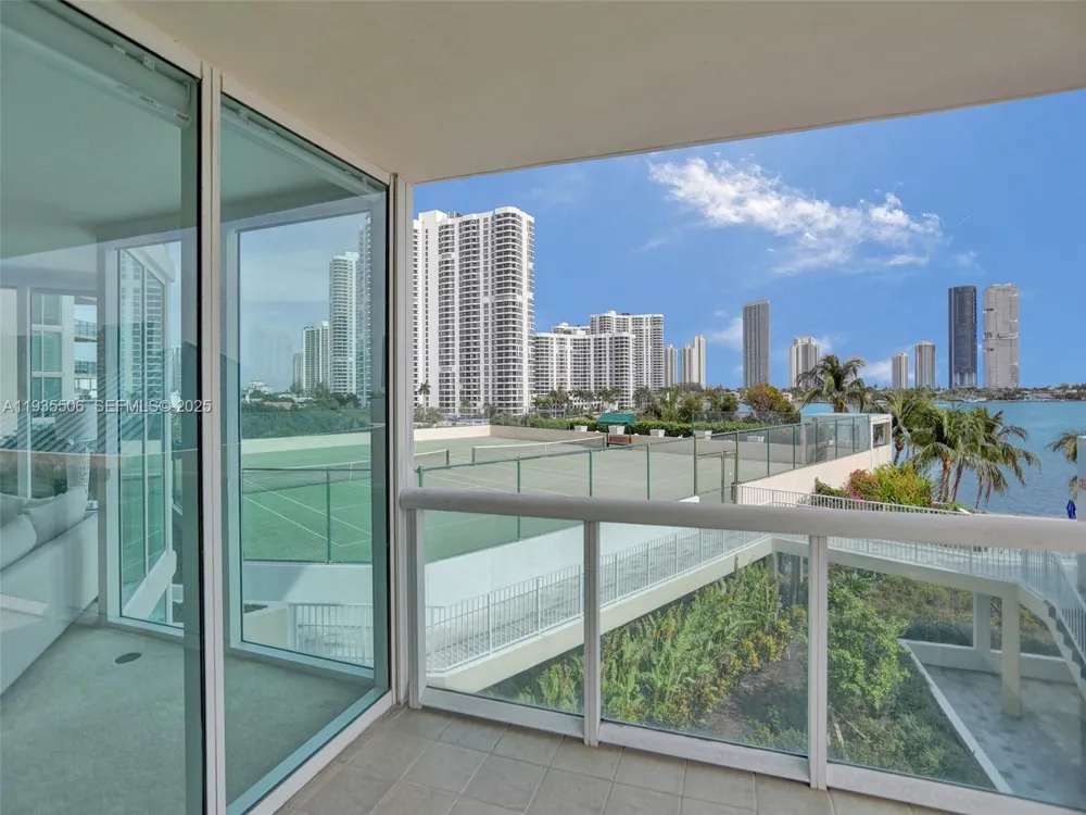 3370 Hidden Bay Dr #508 Aventura, FL 33180