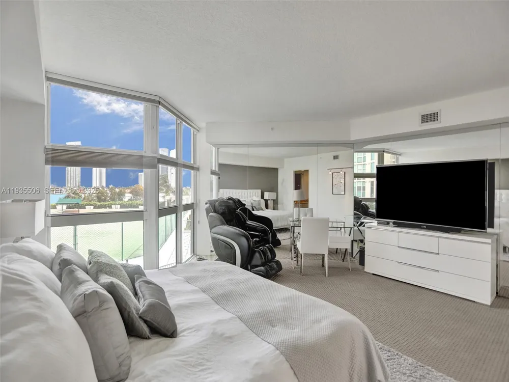 3370 Hidden Bay Dr #508 Aventura, FL 33180