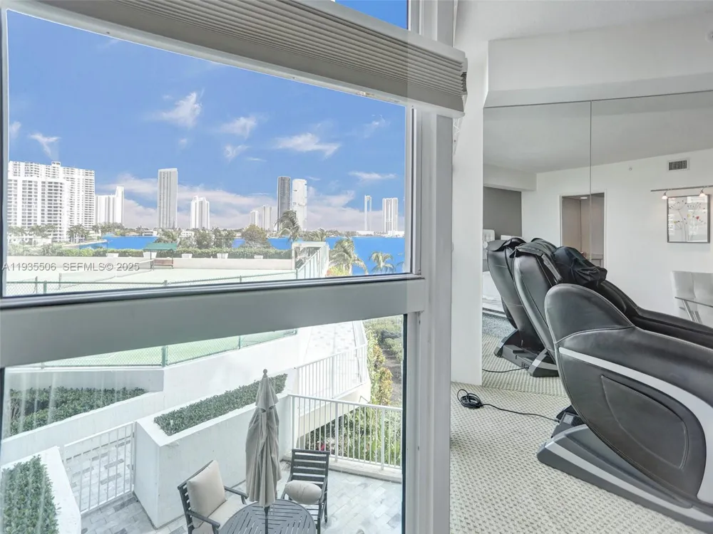 3370 Hidden Bay Dr #508 Aventura, FL 33180
